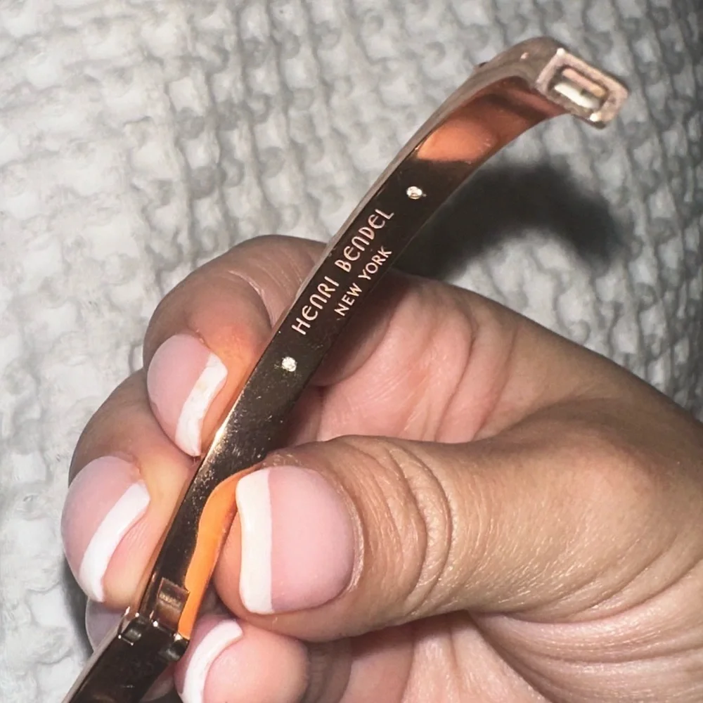 LUX BANGLE✨Rose Gold screw rivet pave crystal BRACELET love bangle Henri bendel